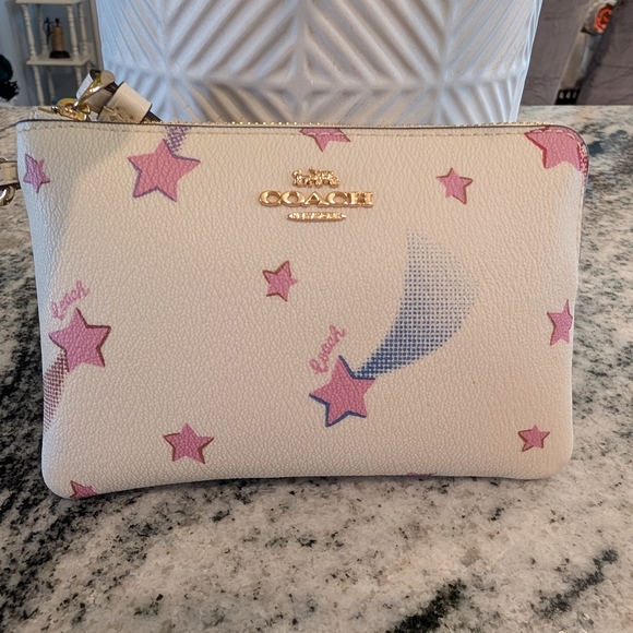 Coach Handbags - Coach 🩷 Pink Star ⭐ Wristlet